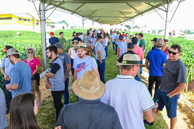 Recorde de público e de movimentação econômica na 27ª edição do Show Tecnológico Copercampos  